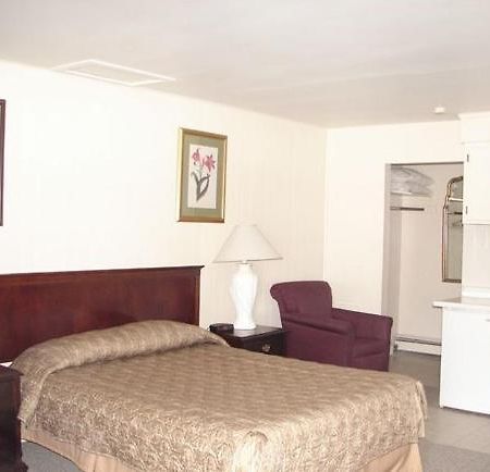 ريفيرهيد Swiss Motel المظهر الخارجي الصورة